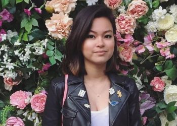 Tiga Berita Terpopuler: Cucu Bung Hatta Kenakan Kebaya Hitam dan Kain Batik di HUT ke-80 RI