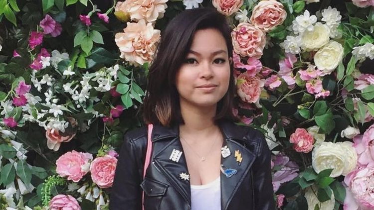 Tiga Berita Terpopuler: Cucu Bung Hatta Kenakan Kebaya Hitam dan Kain Batik di HUT ke-80 RI