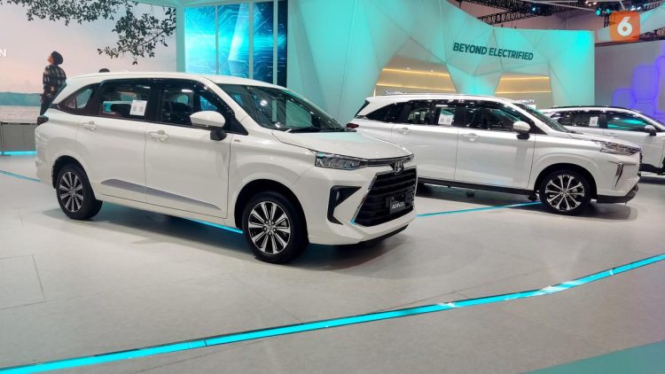 Mobil Hybrid Murah Terbaru Dari Toyota Indonesia