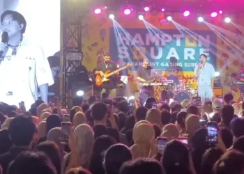 Rizky Febian Manggung di Gading Serpong Nyanyi Kesempurnaan Cinta Hingga Tamat
