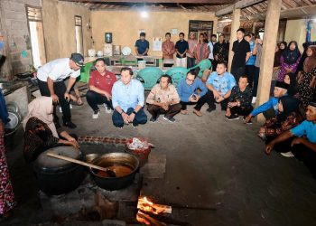 Dukung UMKM Gula Jawa Pacitan Go Digital Lestarikan Tradisi dan Tingkatkan Inovasi