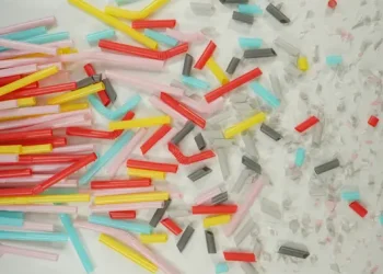 Tips Mengurangi Paparan Mikroplastik dari Para Ahli