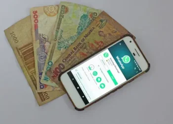 Strategi Mencegah Pinjol dan Mengatasi Jeratan Utang Konsumtif