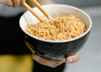 Mie Instan Praktis Namun Tekanan Darah Bisa Meningkat