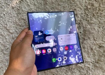 HP Lipat Super Tipis dengan Kamera 200MP dan AI Canggih di Galaxy Z Fold7