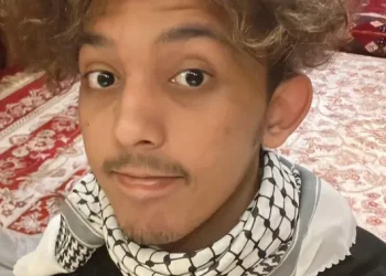 Profil Ezra Ray Saputra Desainer Kembang Api yang Berkolaborasi dengan DJ dan Artis Internasional