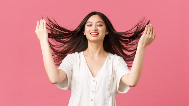 Dampak Tidur dengan Rambut Basah pada Kulit Kepala dan Rambut yang Perlu Diwaspadai