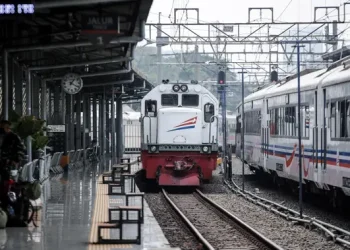 Libur HUT RI ke-80, 89000 Penumpang Naik Kereta Jarak Jauh di Bandung