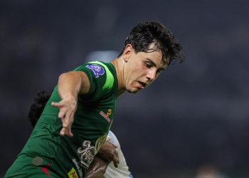 Keamanan Jadi Pertimbangan, Pertandingan PSM Makassar Vs Persebaya Surabaya Ditunda