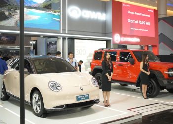 Mobil SUV Diesel dan Listrik Tampilkan Inovasi di GIIAS Surabaya 2025