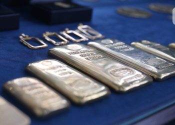 Harga Emas 24 Karat Hari Ini Rabu 6 Agustus 2025 Semar Nusantara dan Antam