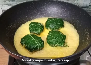 Melembutkan Daun Pepaya Alami Tanpa Bahan Kimia Agar Empuk dan Hijau Segar