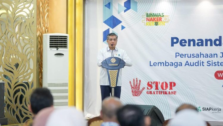 Buruh Tuntut Kenaikan Upah Minimum 2026 Sebesar 10 Persen Menaker Memberikan Penjelasan