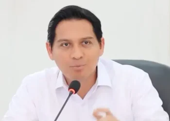 Lucky Hakim Lepas Ribuan Ular Sawah untuk Serang Balik Hama Tikus Bantu Petani