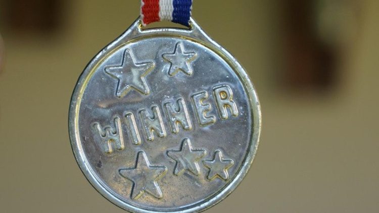 Siswi Kelas 1 SD dan Adiknya dari Surabaya Raih Juara Olimpiade Matematika Internasional