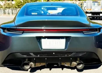 Nissan 350Z Gaya Porsche Slantnose Bikin Pangling dan Sulit Ditebak Aslinya