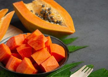 Meski Kaya Nutrisi, 6 Kelompok Ini Sebaiknya Tidak Mengonsumsi Pepaya
