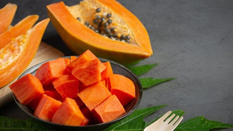 Meski Kaya Nutrisi, 6 Kelompok Ini Sebaiknya Tidak Mengonsumsi Pepaya