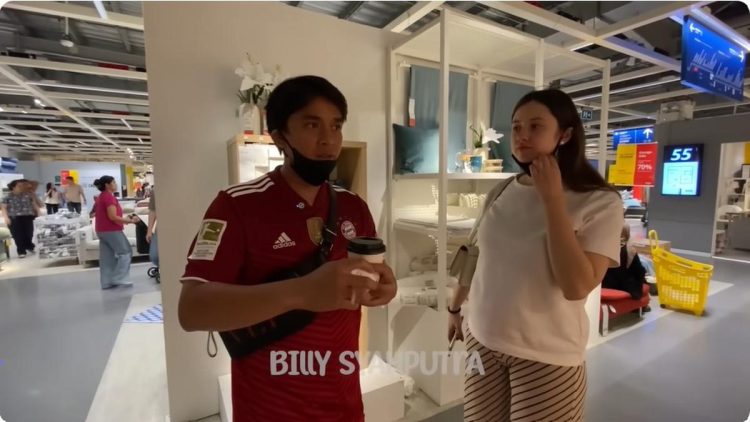 Hamil Anak Pertama, 6 Potret Persiapan Kelahiran Bayi Billy Syahputra dan Vika