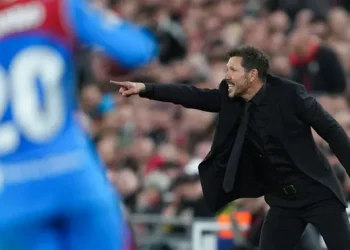 Simeone Kena Kartu Merah di Anfield Akui Salah Besar Usai Liverpool Bantai Atletico