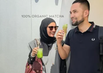 6 Gaya Syar’i Shireen di Jepang, Stylish Menjelajahi World Expo 2025