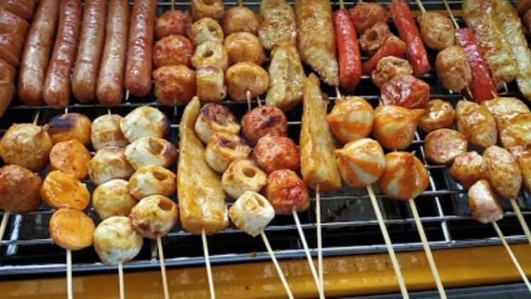 16 Tempat Makan Enak Dekat Alun-Alun Malang yang Wajib Dicoba Wisatawan