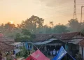 Warga Bogor Mengungsi di Tenda Darurat Akibat Rentetan Gempa