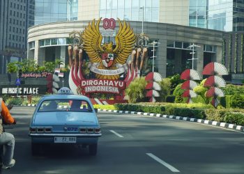 Dari Holden Torana hingga Armada Ramah Lingkungan, Perjalanan Setengah Abad Blue Bird