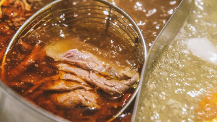 3 Berita Terpopuler: 2 Remaja Dituntut Ganti Rugi Rp 5 Miliar Karena Kencingi Kuah Hotpot