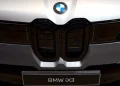 Kelas Baru BMW Tawarkan Pembaruan Lebih Cepat dari iPhone