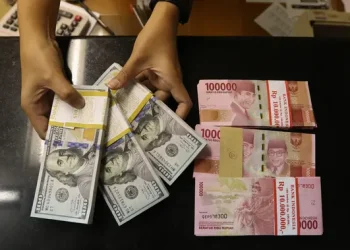 Waspada Pelemahan Rupiah Menghampiri Level 16.900 per Dolar AS