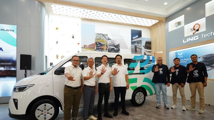 Wuling Kolaborasi dengan Kalista Perkuat Ekosistem Kendaraan Listrik Komersial di Indonesia