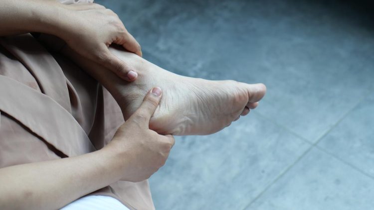 8 Tanda Kaki Sakit Ketahui Penyebab Umum dan Kapan Harus Waspada