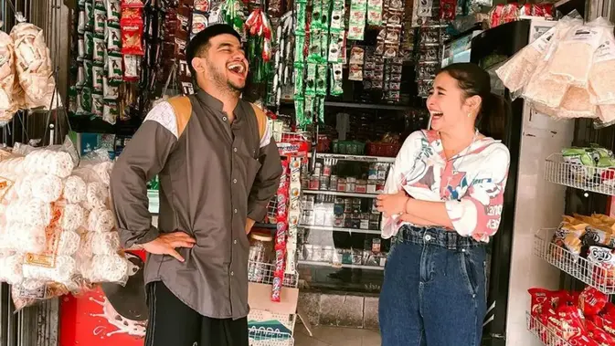 6 Potret Warung Sembako, Konsepnya Menyatu dengan Rumah