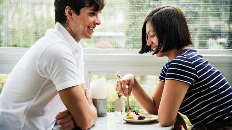 Naksir Atau Hanya Suka Perhatian? Cara Membedakannya dengan Jitu