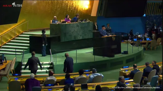 Prabowo Sebut Indonesia Siap Bangun Giant Sea Wall 480 Kilometer di Sidang Umum PBB