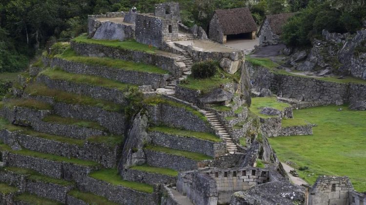 900 Turis Terjebak di Machu Picchu Akibat Layanan Kereta yang Dihentikan