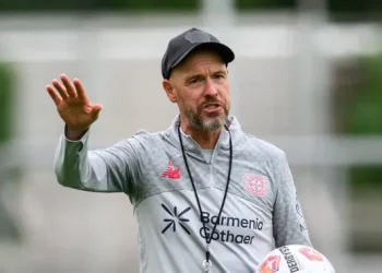 Erik Ten Hag Tolak Pulang dan Latih FC Twente Demi Pesangon dari Bayer Leverkusen