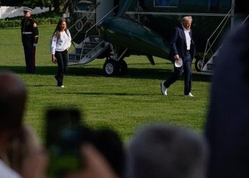 Cucu Donald Trump Jual Sweater Seharga Rp2,2 Juta