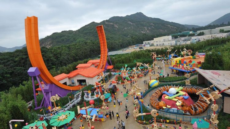 Insiden Wahana Frozen di Disneyland, Turis Pingsan dan Meninggal Dunia