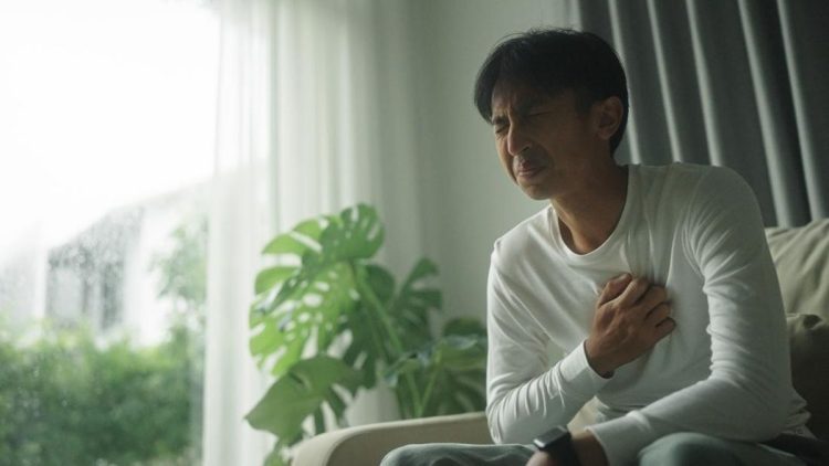 Anak Muda Juga Harus Waspadai Nyeri Dada Selain Orang Tua