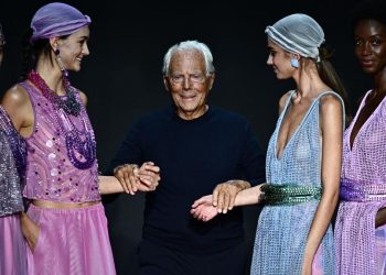 Raja Mode yang Mengubah Cara Dunia Berpakaian