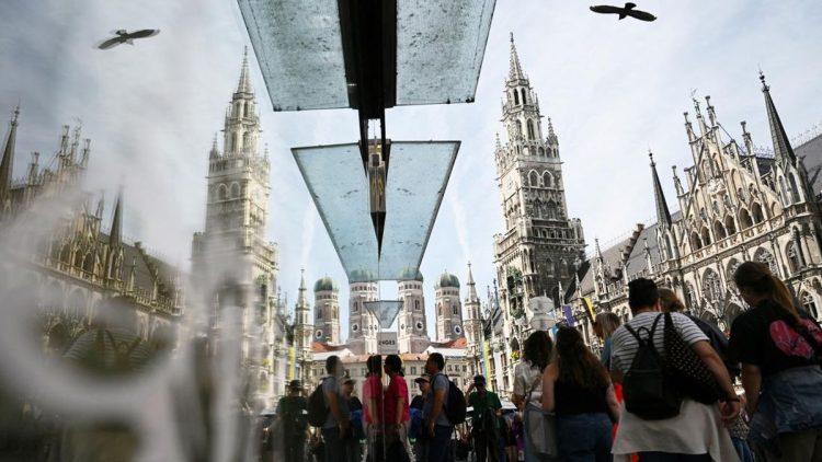 Berkeliling Munich di Antara Bir dan Warisan Sejarah