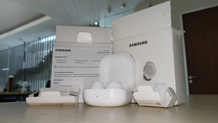 Review Galaxy Buds Core TWS Harga Rp 700 Ribuan Cocok untuk Commuter