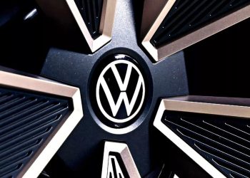 Pecat Ratusan Karyawan, Produksi Volkswagen Terimbas Secara Langsung
