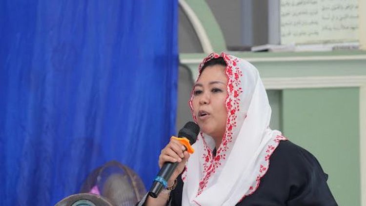 Perempuan Harus Melek Digital Di Tengah Maraknya Penipuan Siber menurut Yenny Wahid