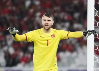 Jelang Kualifikasi Piala Dunia 2026 Maarten Paes Tetap Tenang dan Tidak Tertekan