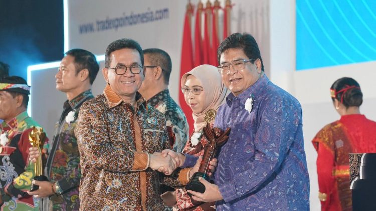 Perjalanan Elektrifikasi Toyota Indonesia dari Kijang Menuju Penghargaan Bergengsi