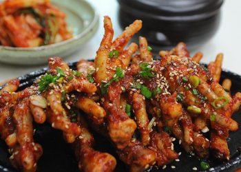 6 Resep Praktis Bumbu Ceker Mercon Pedas Manis yang Menggoda Selera