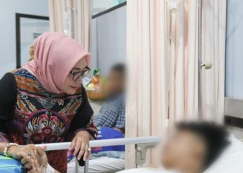 Menteri PPPA Temui Korban Ponpes Al-Khoziny di Sidoarjo Jawa Timur